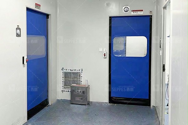 西朗门业洁净车间快速门