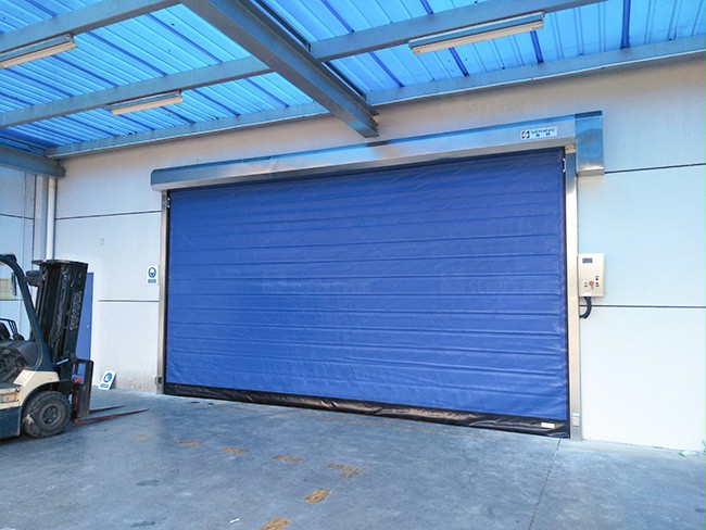 西朗门业快速门