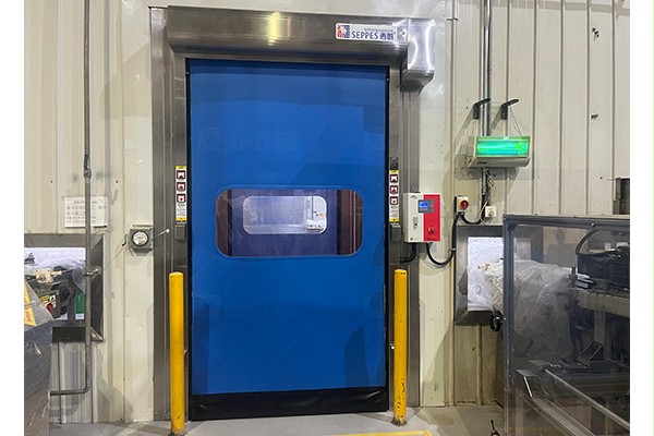 西朗门业快速门