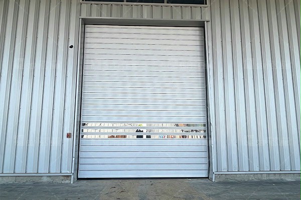 西朗门业硬质快速门