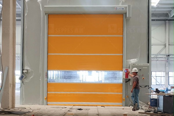 西朗门业快速门