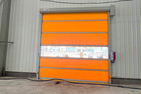 西朗门业快速门