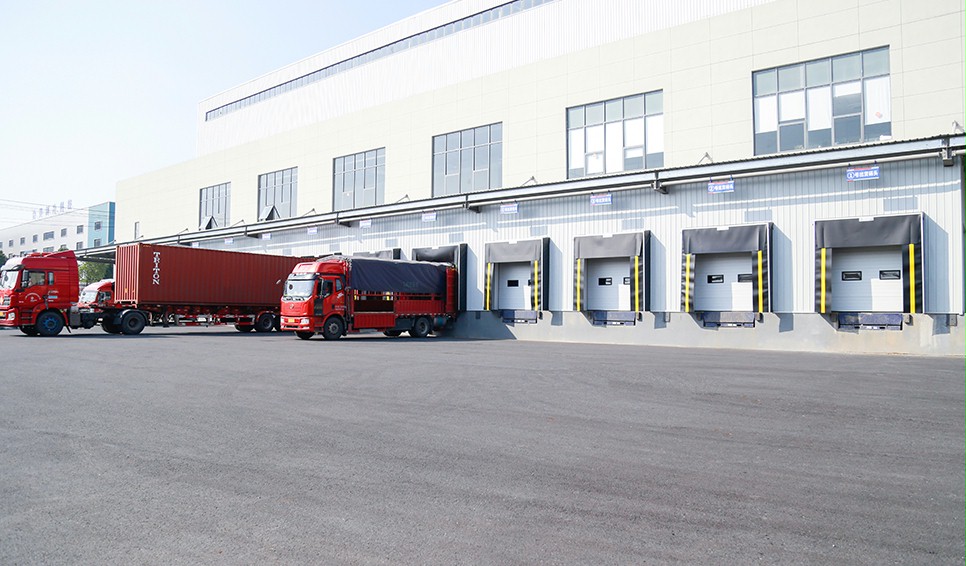 西朗门业Firm工业提升门