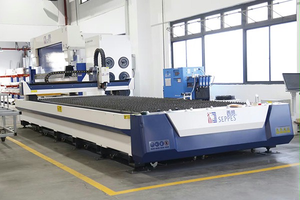 西朗门业生产设备 西朗门业生产设备