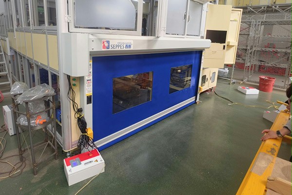 西朗门业快速门 西朗门业快速门