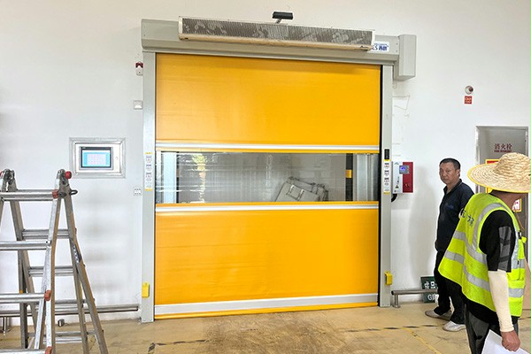 西朗门业快速门 西朗门业快速门